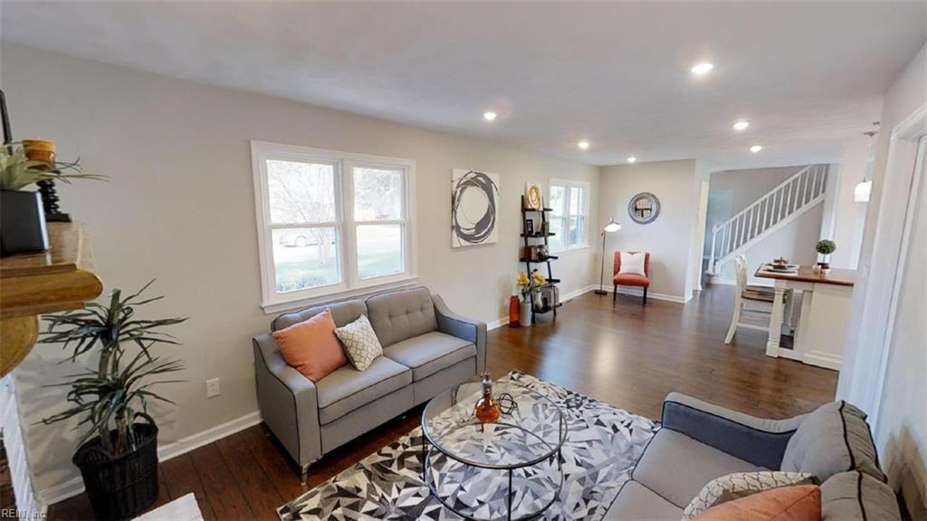 3621 Virginius Dr - Photo 1