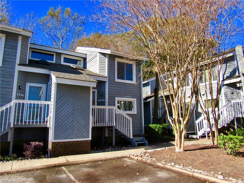 1128 Glengarry Way - Photo 1