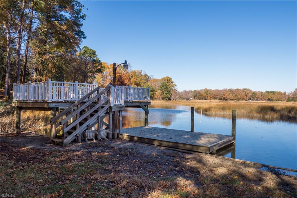 2908 Greenwood Cir - Photo 1