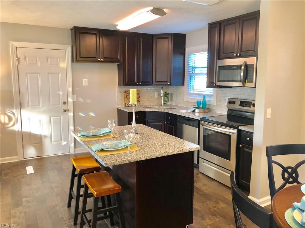 1609 Cavalier Blvd - Photo 1