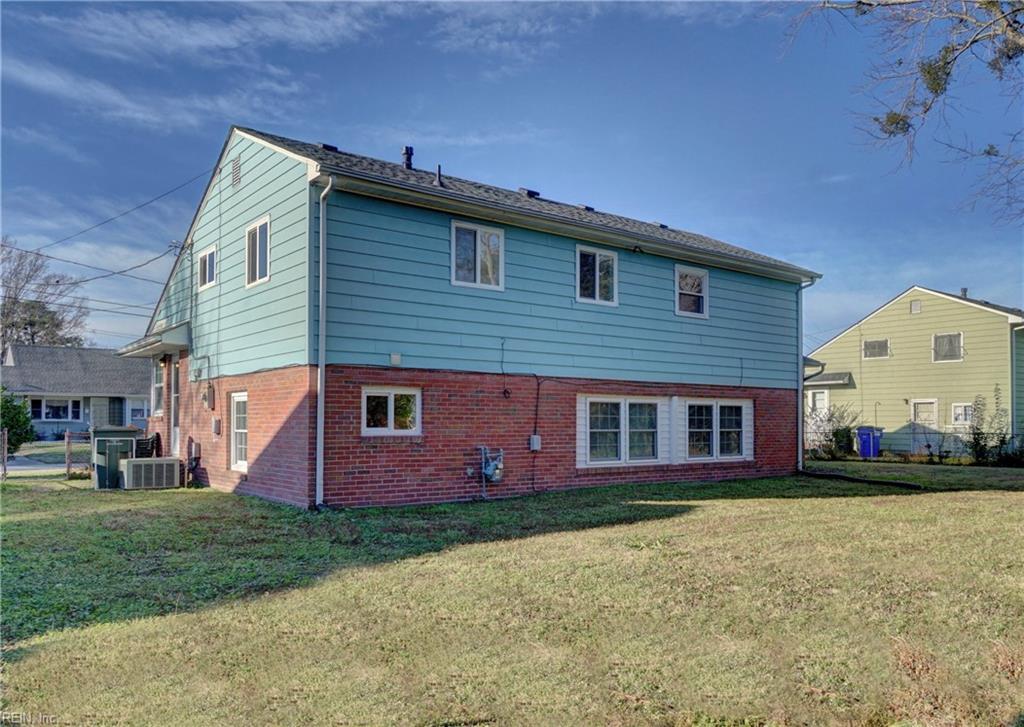 7704 Bergen St - Photo 1