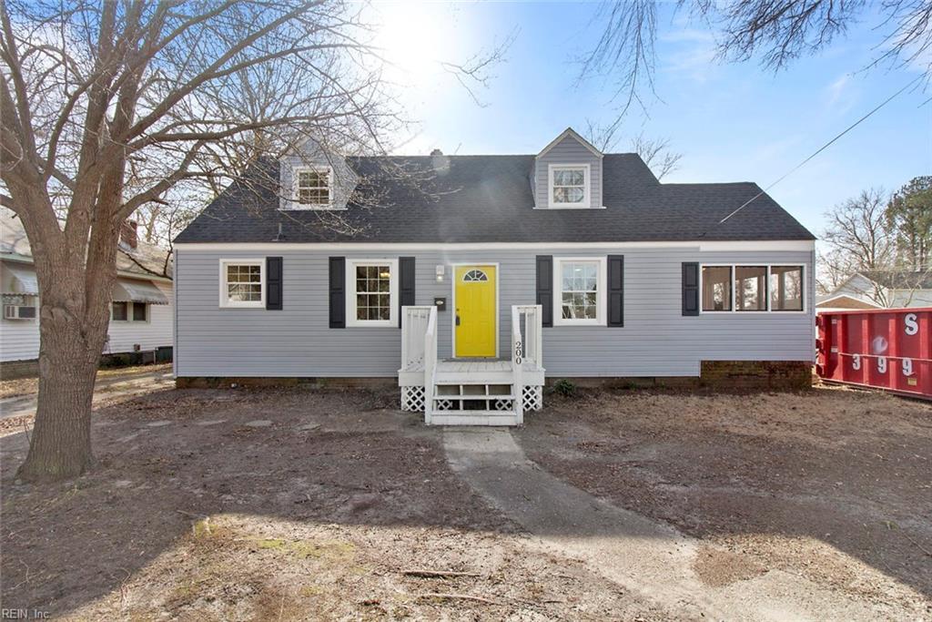 200 Maxwell Ave - Photo 1