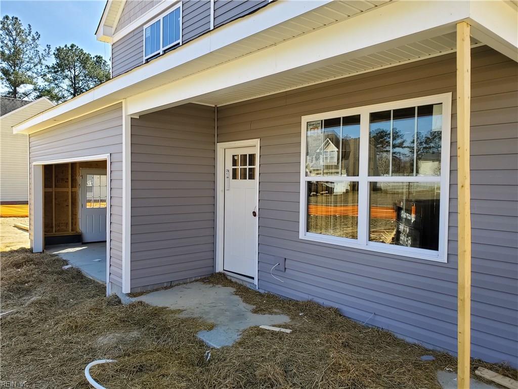 107 Robin Ln - Photo 1