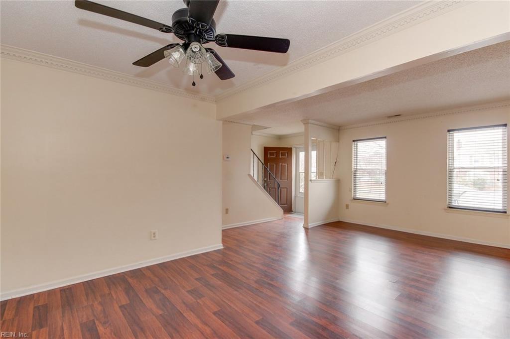 805 Westminster Ln - Photo 1