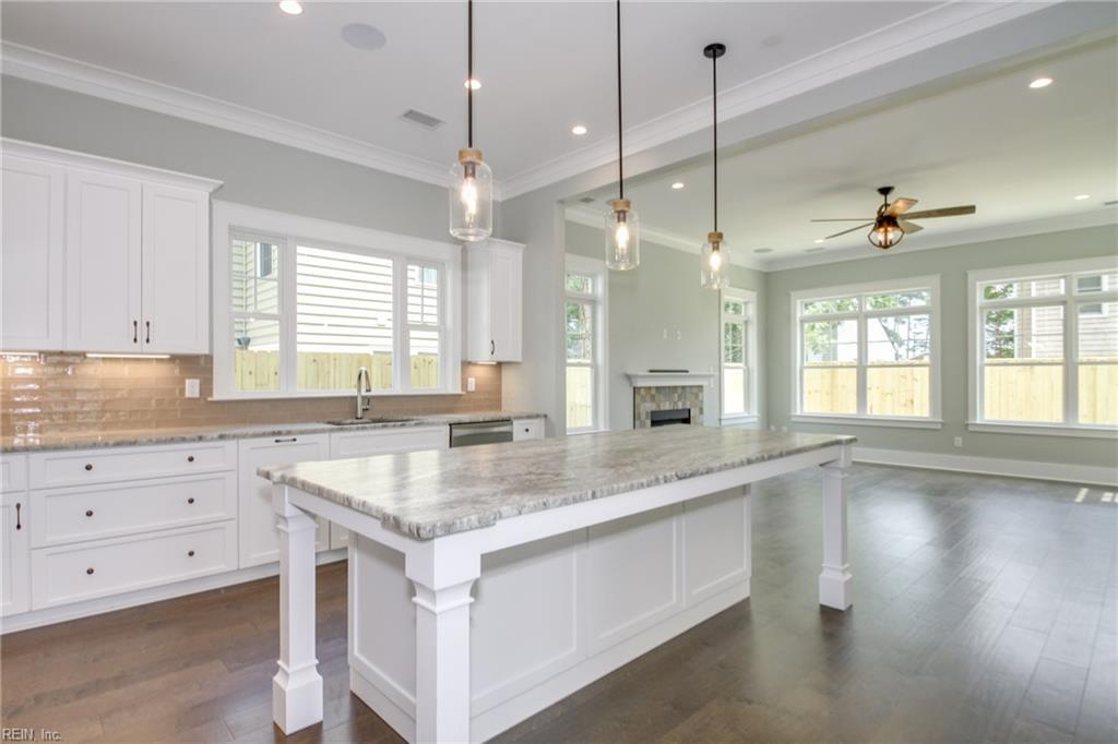 805 Terrace Ave - Photo 1