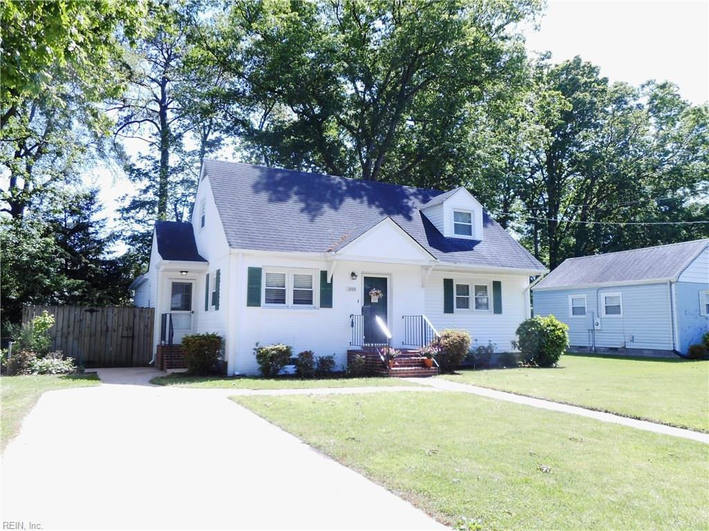 1209 Montague St - Photo 1