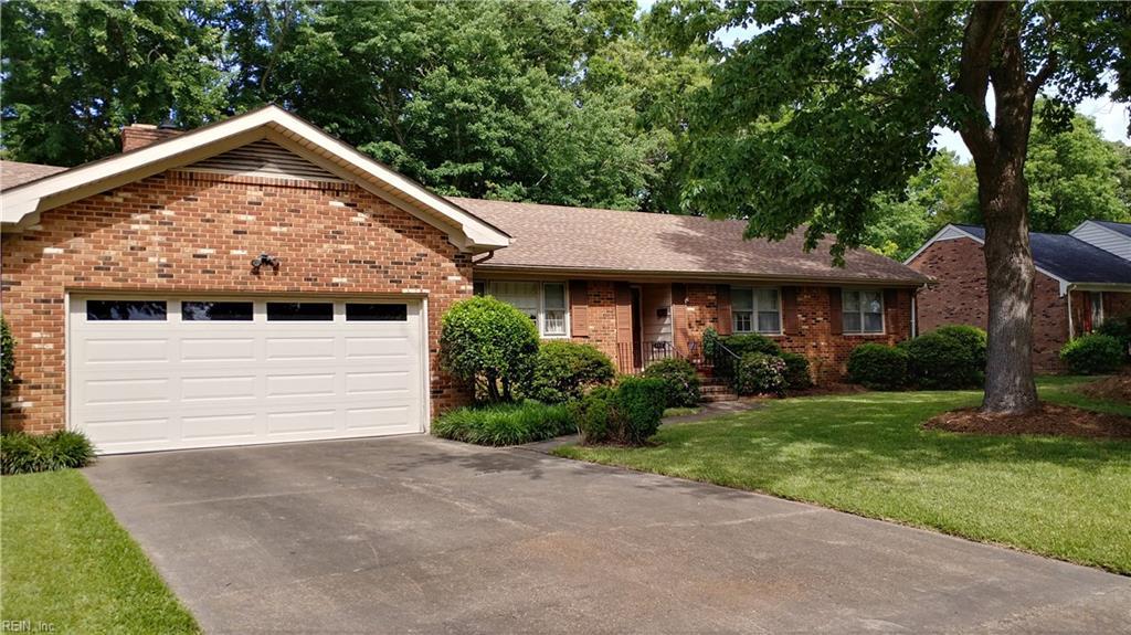 113 Parliament Dr - Photo 1