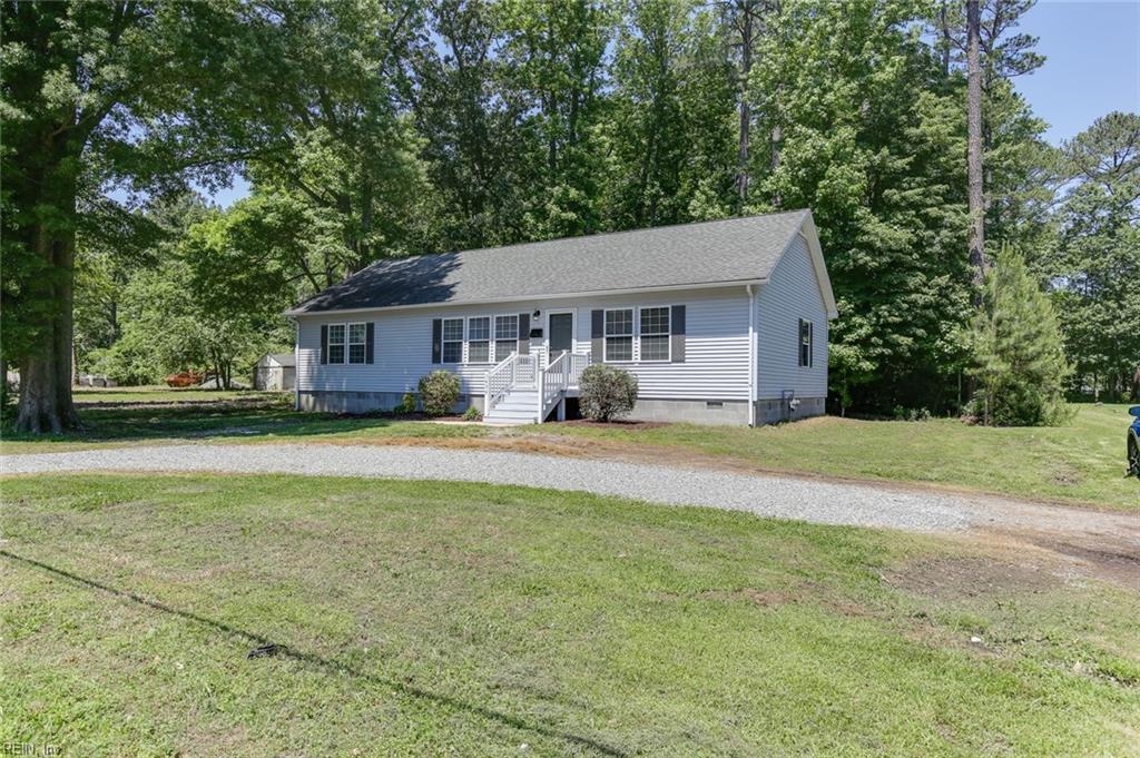 1439 Pembroke Ave - Photo 1