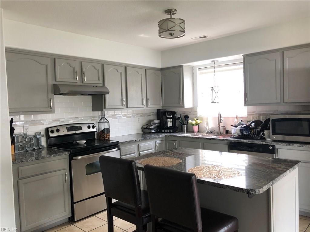 814 Rilee Dr - Photo 1