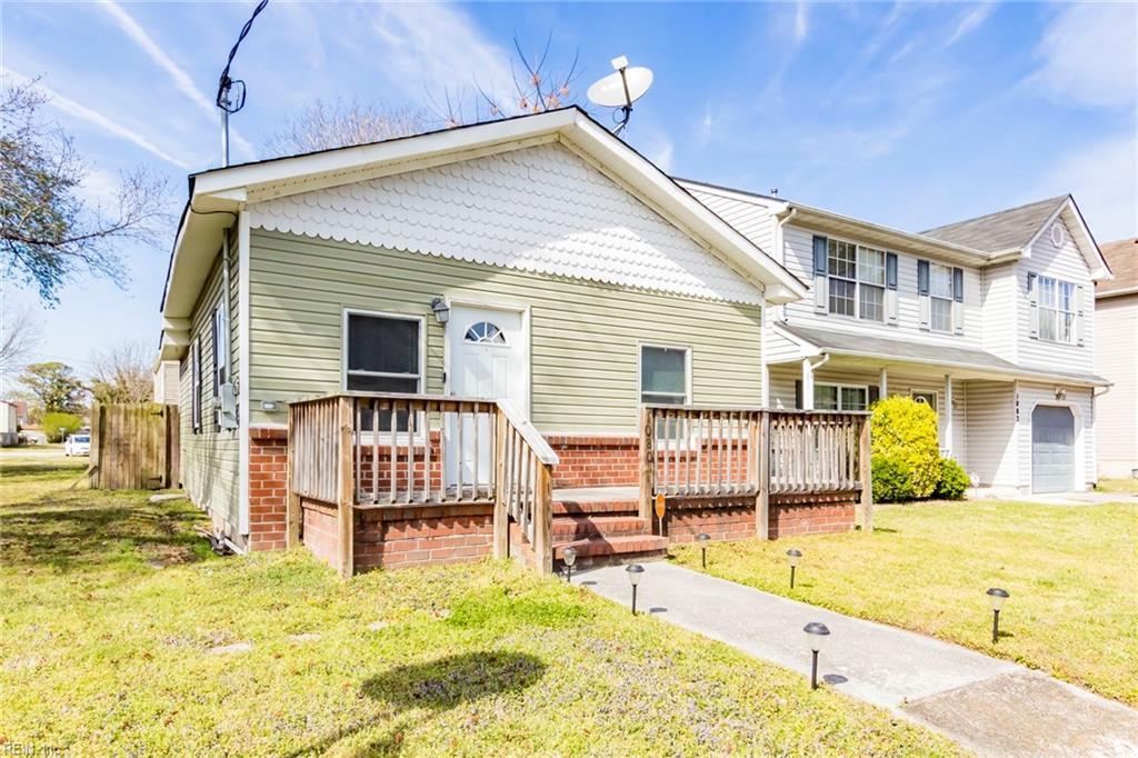 1080 Clements Ave - Photo 1