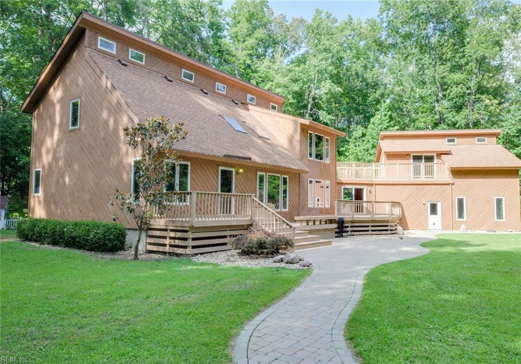 715 Paula Dr - Photo 1