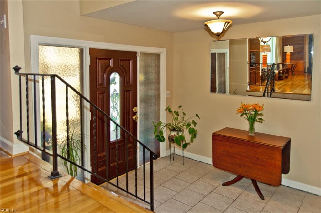 411 Thom Hall Dr - Photo 1