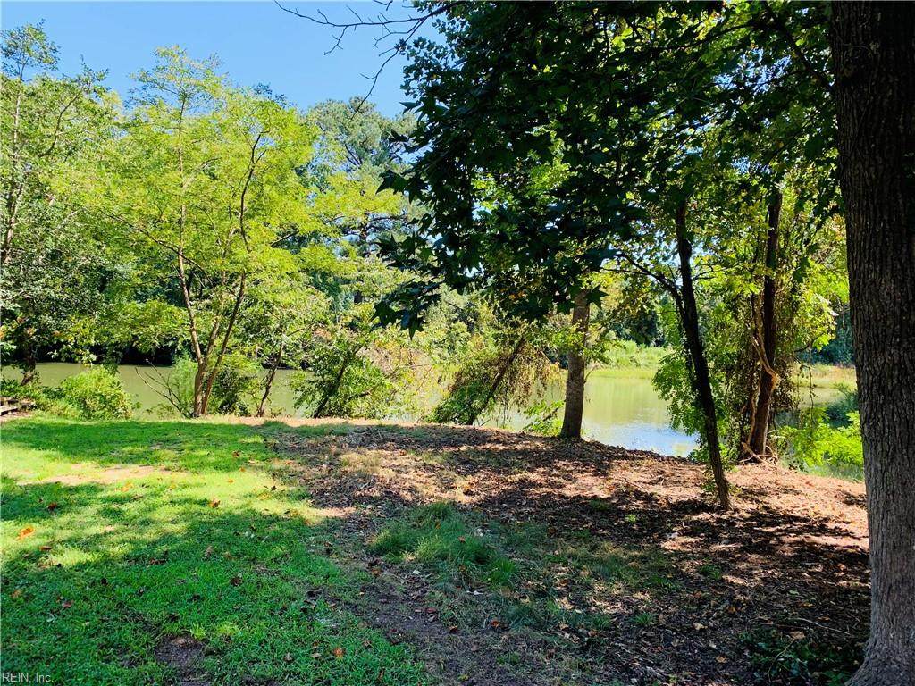 5 Prentice Point Dr - Photo 1
