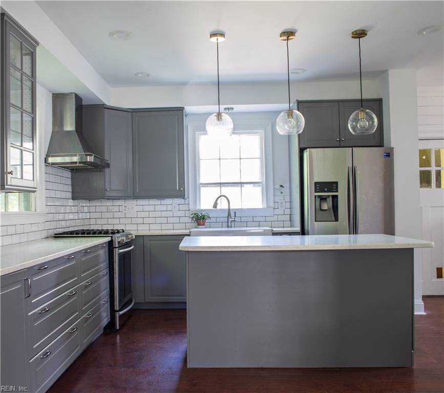 97 Hopkins St - Photo 1