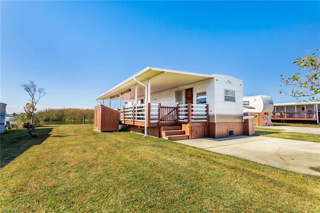 3665 Sandpiper Rd - Photo 1