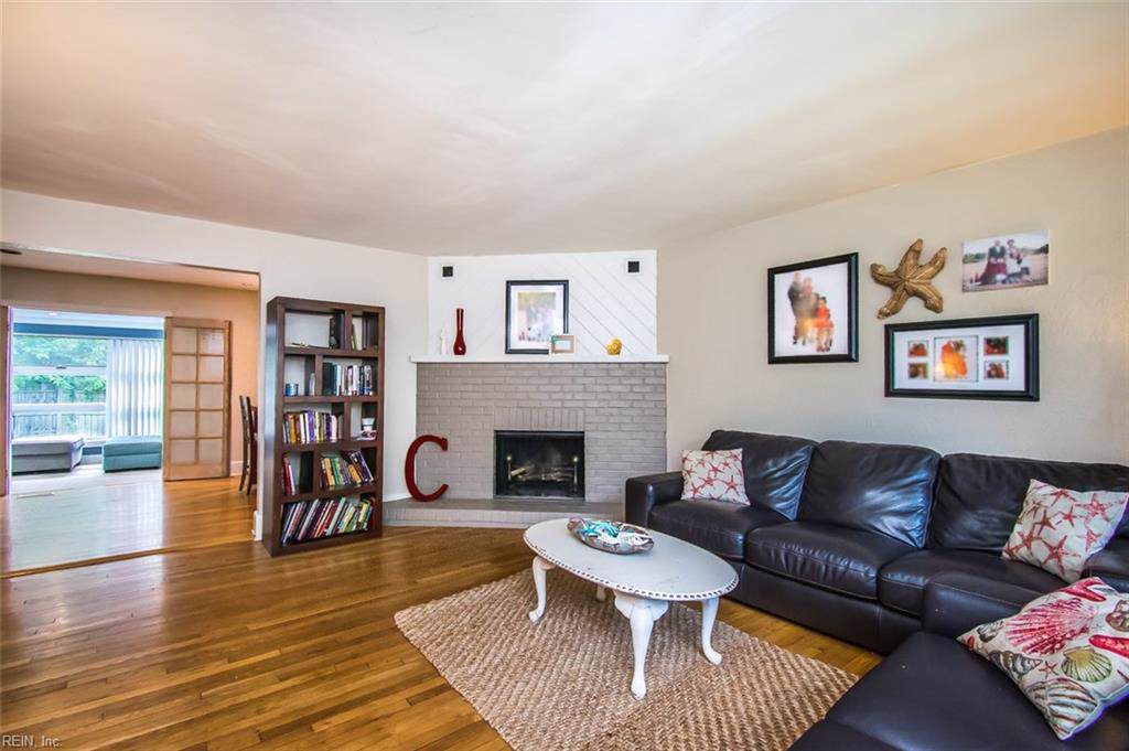 217 Granby Park - Photo 1