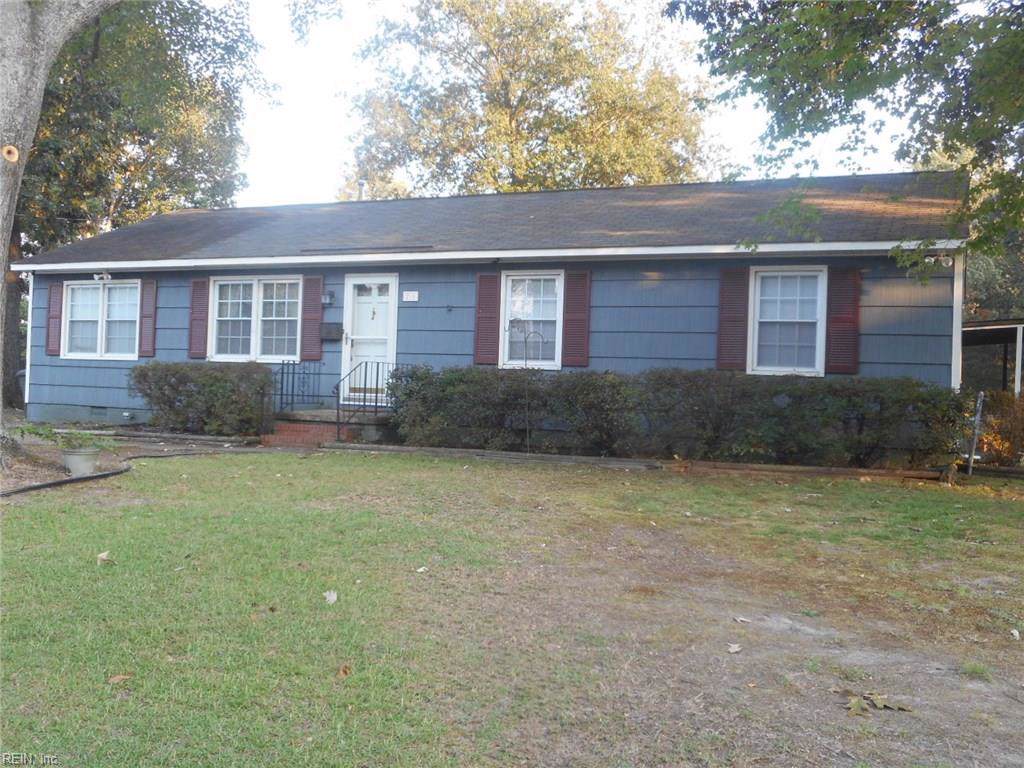 215 Robinson Dr - Photo 1