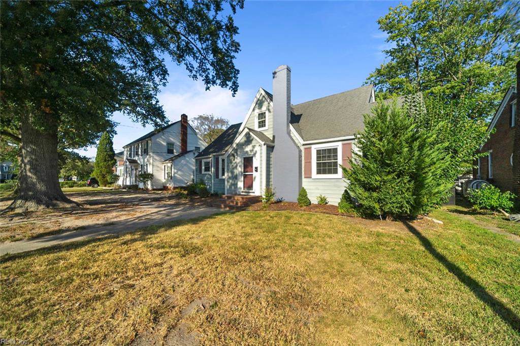 114 Riverside Dr - Photo 1