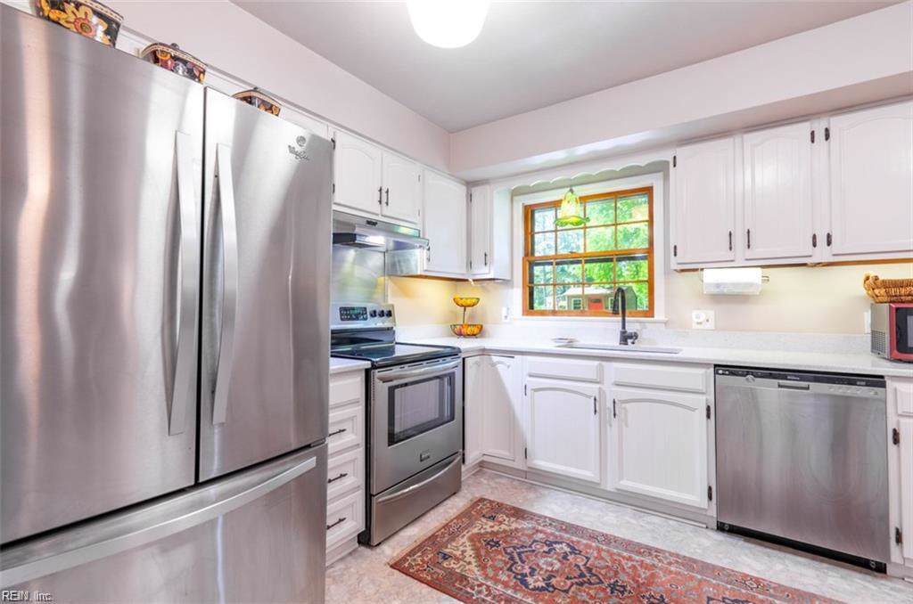 1424 Saint Brides Rd - Photo 1