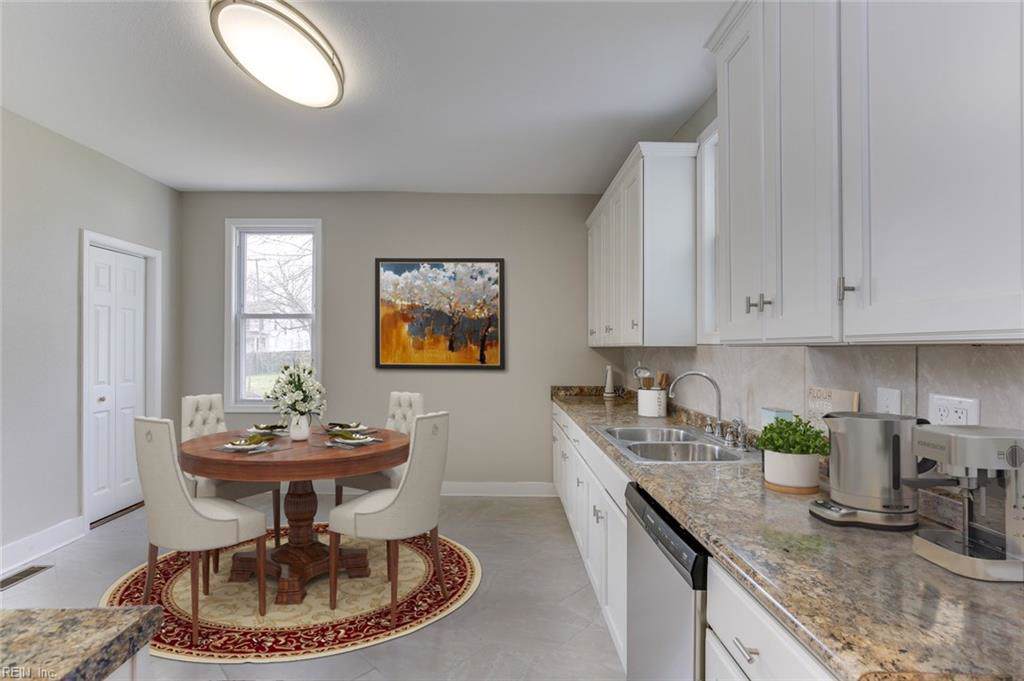 1820 Maple Ave - Photo 1