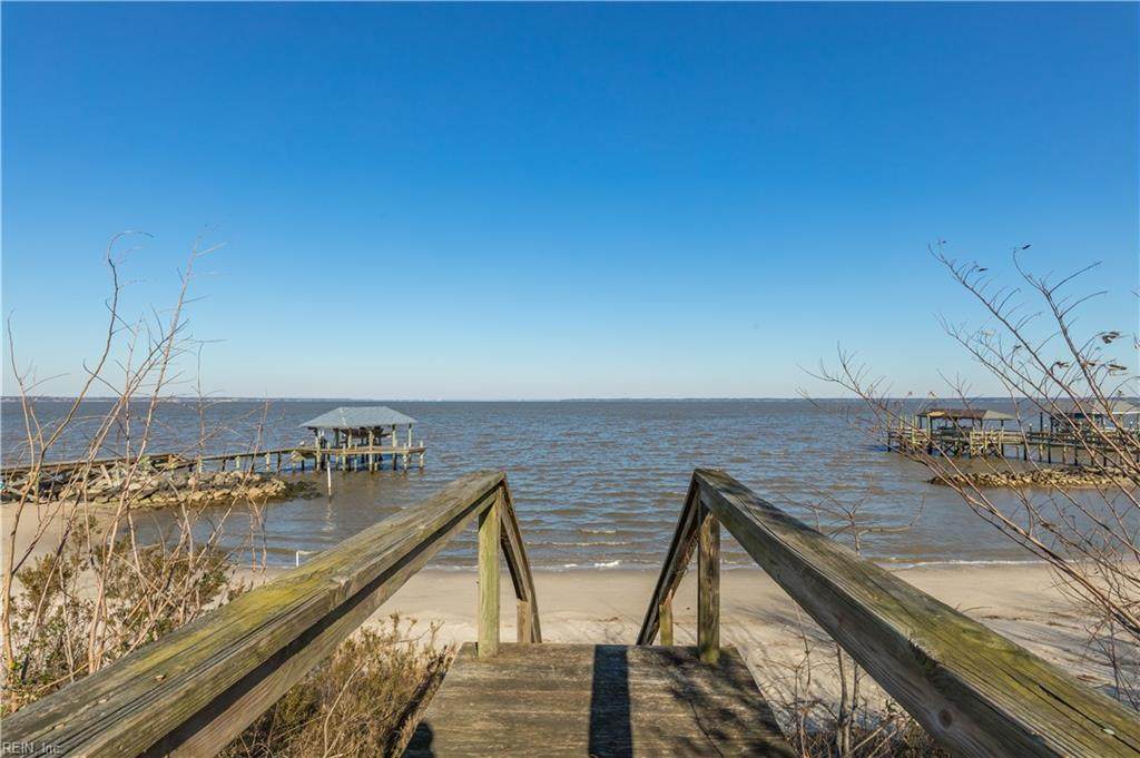 17633 Morgarts Beach Rd - Photo 1