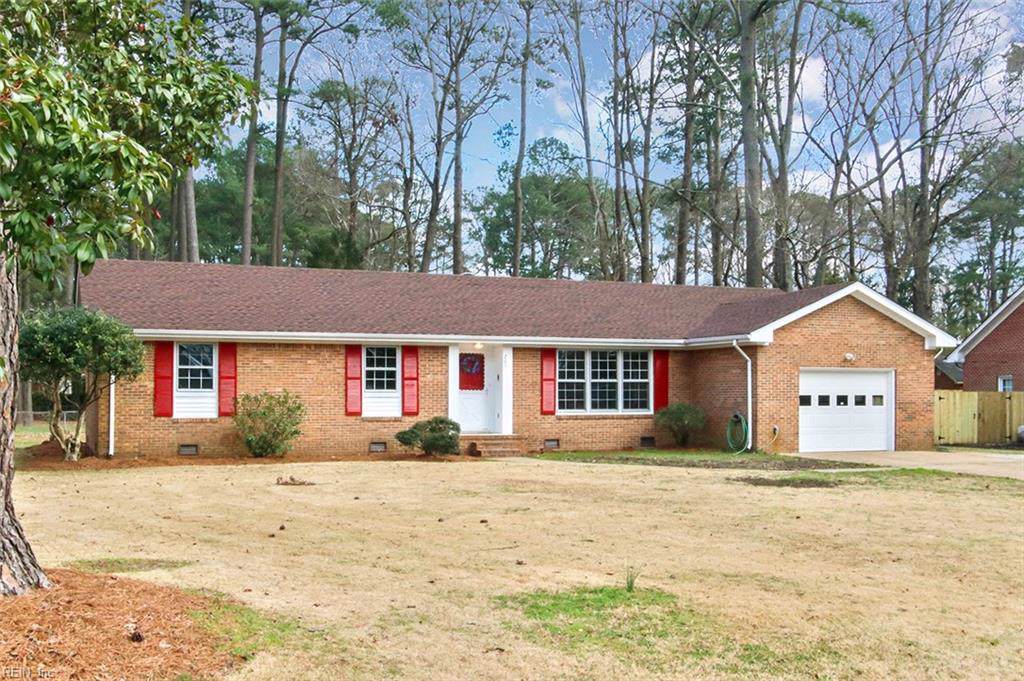 205 Woodford Dr - Photo 1