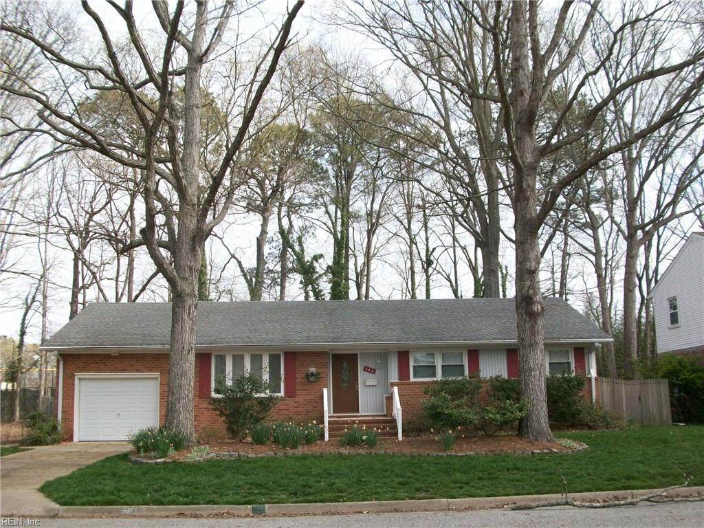742 Village Green Pw - Photo 1