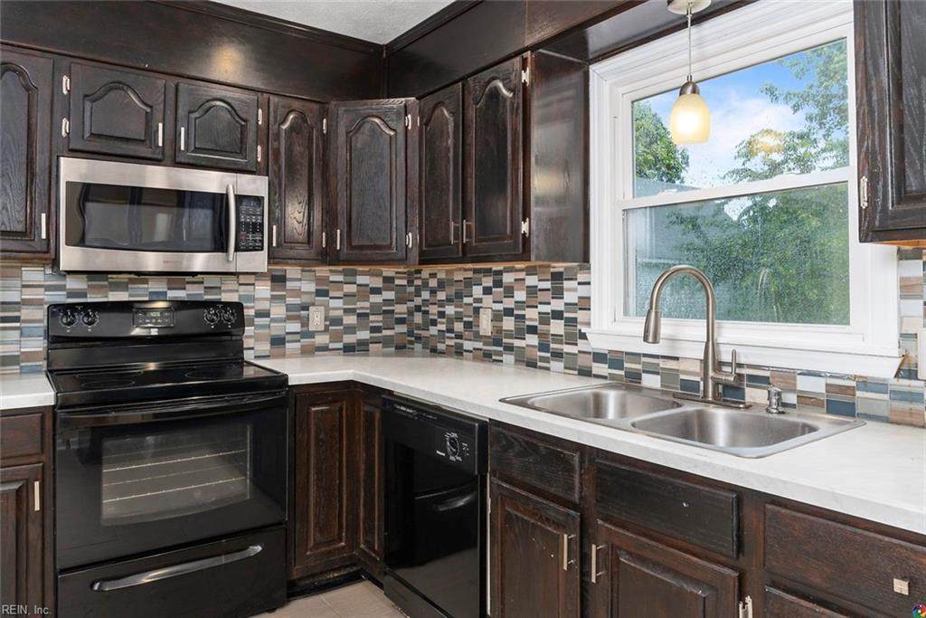 36 Old Fox Hill Rd - Photo 1