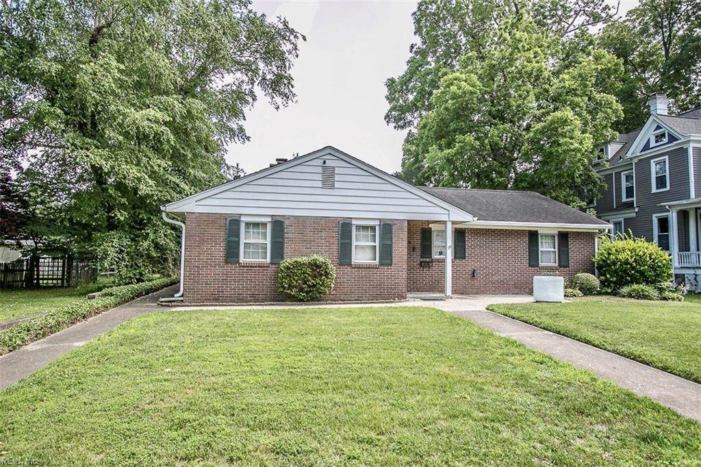 4606 Victoria Blvd - Photo 1