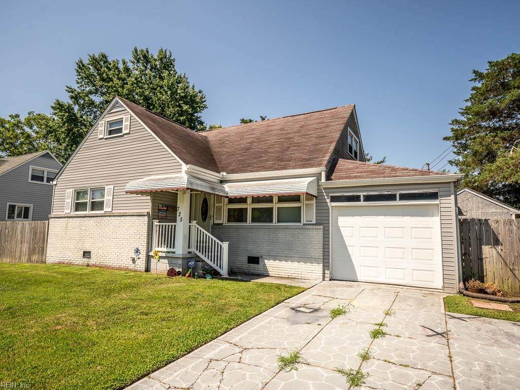 725 Holladay Ln - Photo 1