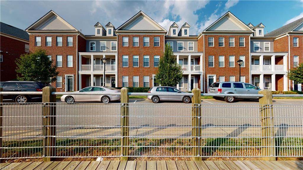 707 Waterside Dr - Photo 1