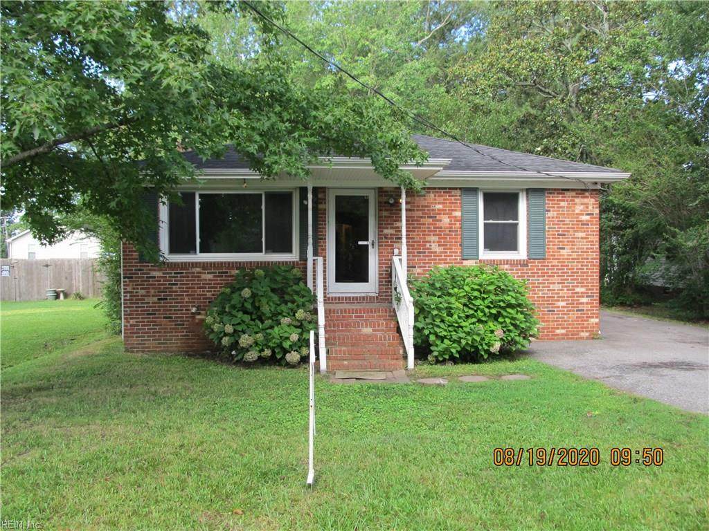 904 Oklahoma Dr - Photo 1
