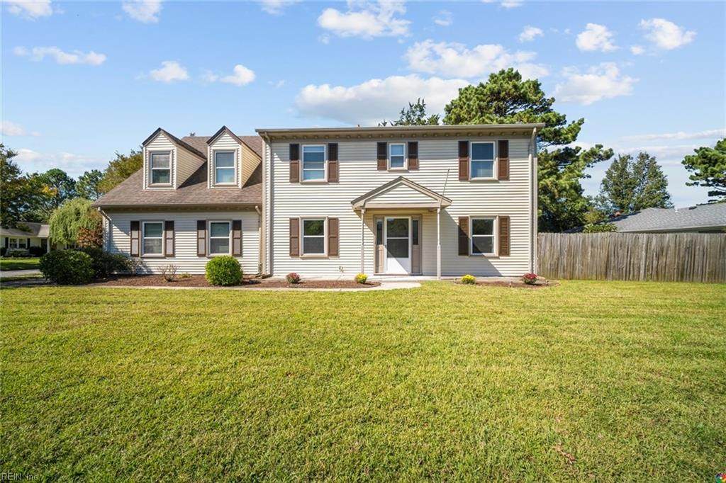 901 Commodore Dr - Photo 1