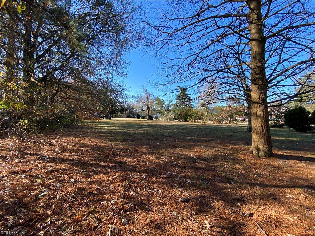 182 Louise Dr - Photo 1