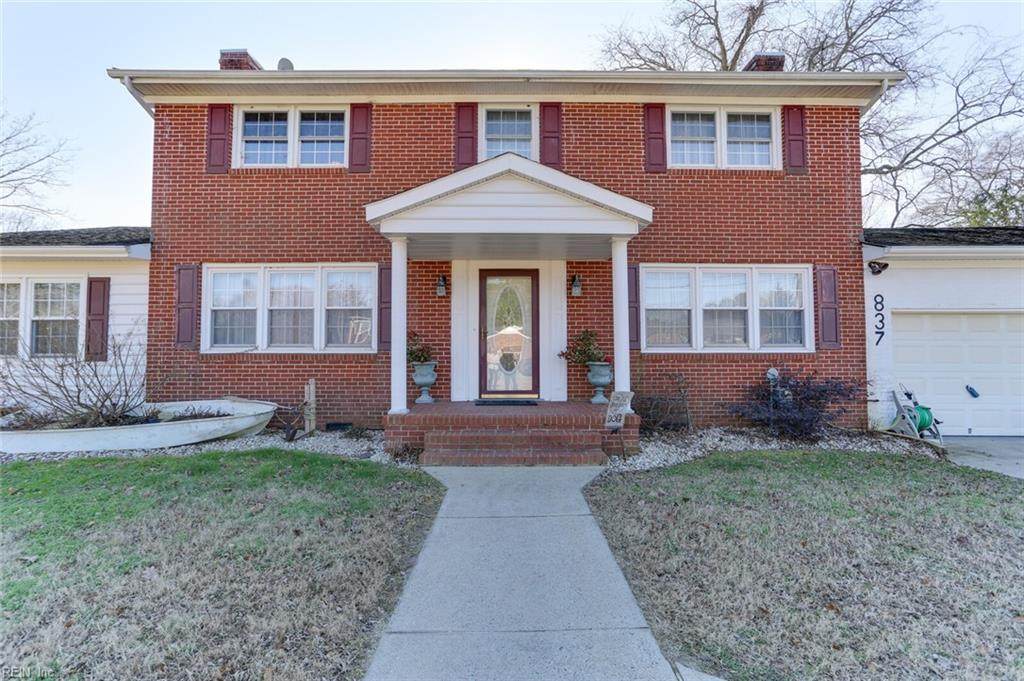 837 Normandy Dr - Photo 1