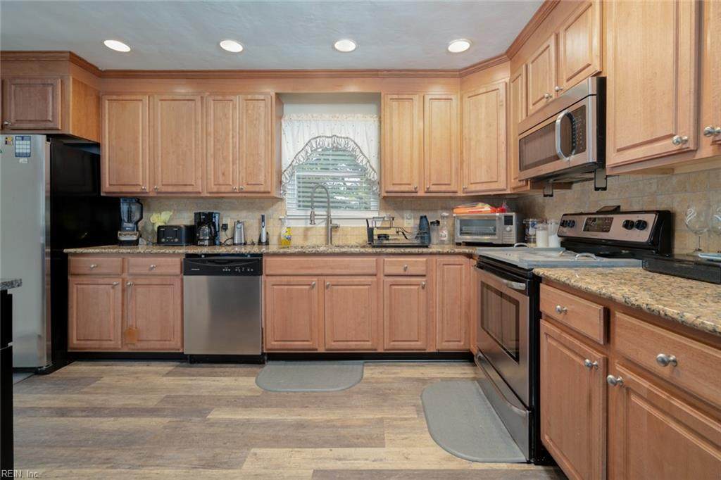 3304 Pershing Ct - Photo 1