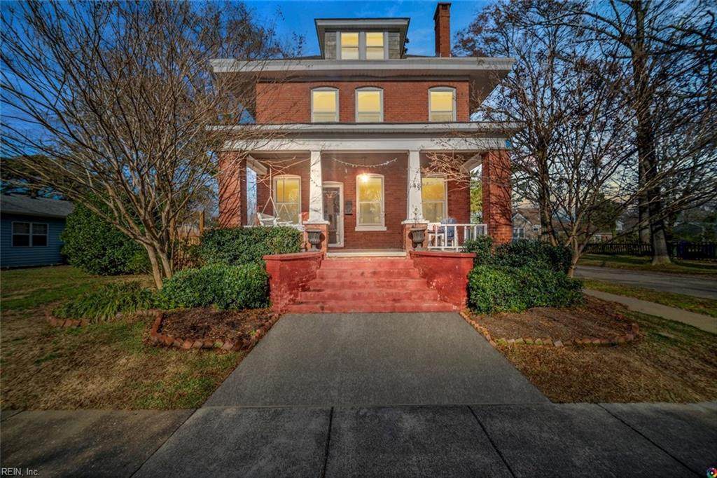 148 Leicester Ave - Photo 1