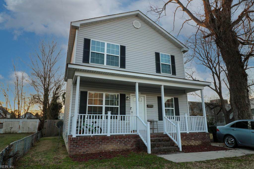 521 Washington St - Photo 1