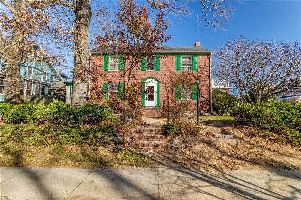 410 New York Ave - Photo 1