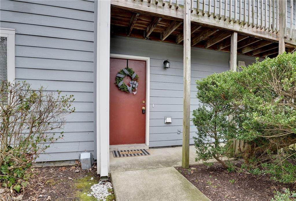 1203 Jamestown Rd - Photo 1