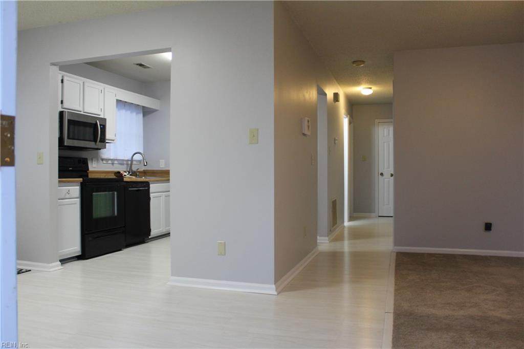 4017 Riverside Ct - Photo 1