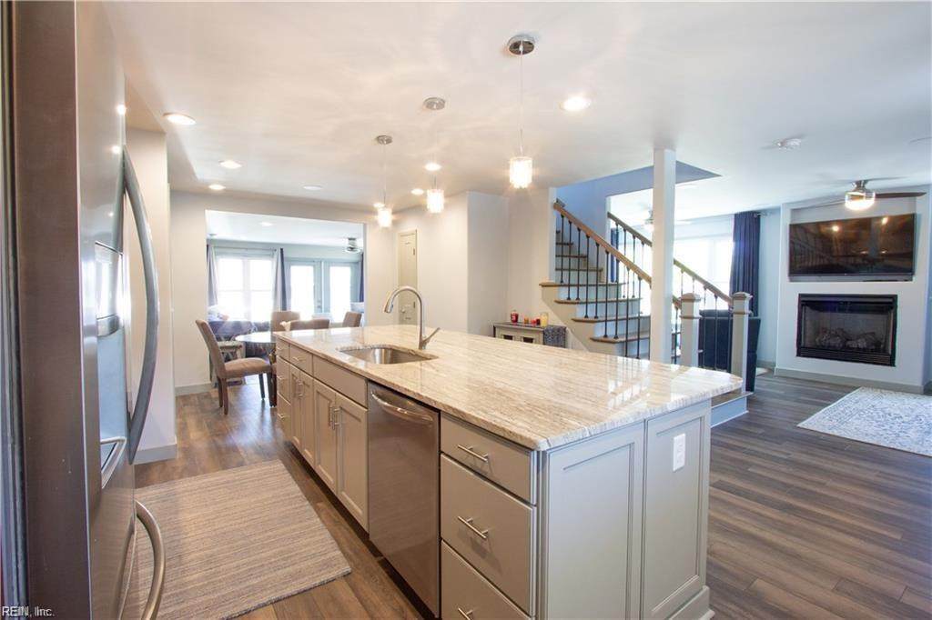 501 Delaware Ave - Photo 1