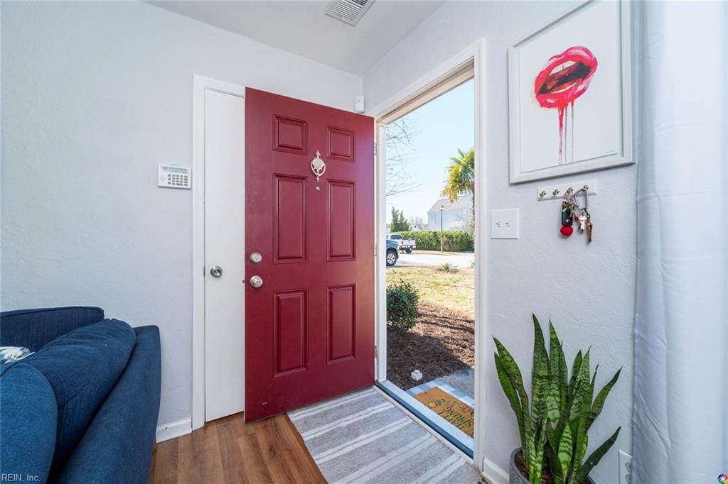 1760 Pathfinder Dr - Photo 1
