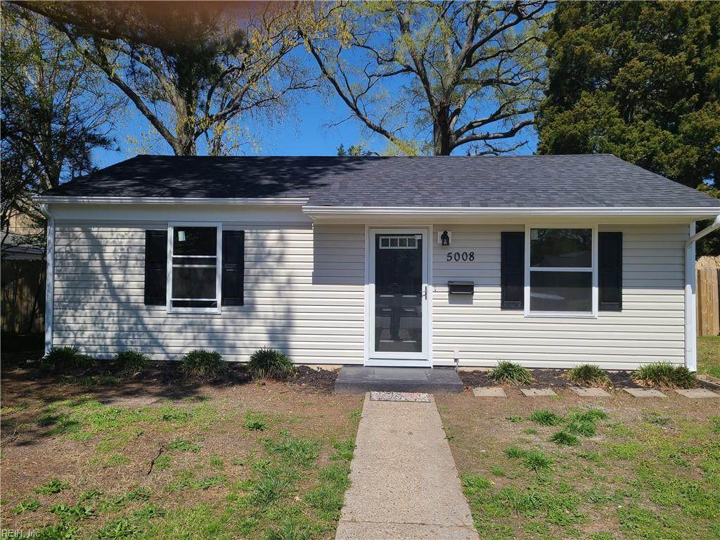 5008 82nd St - Photo 1