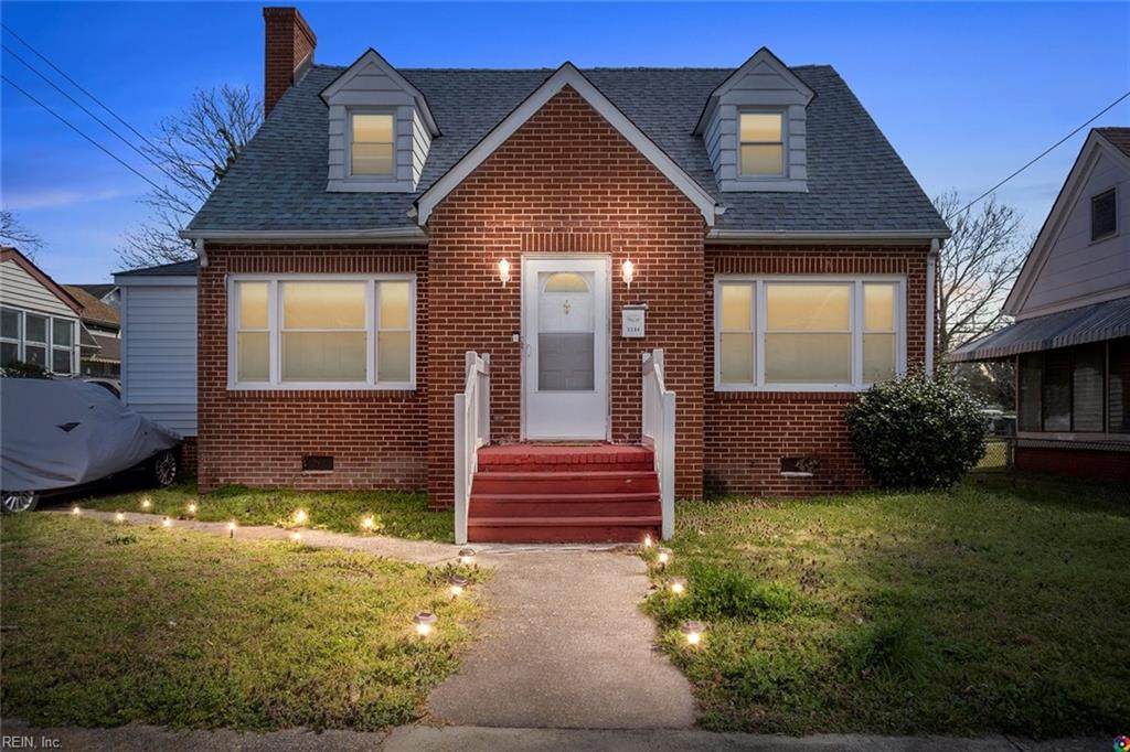 3204 Roanoke Ave - Photo 1