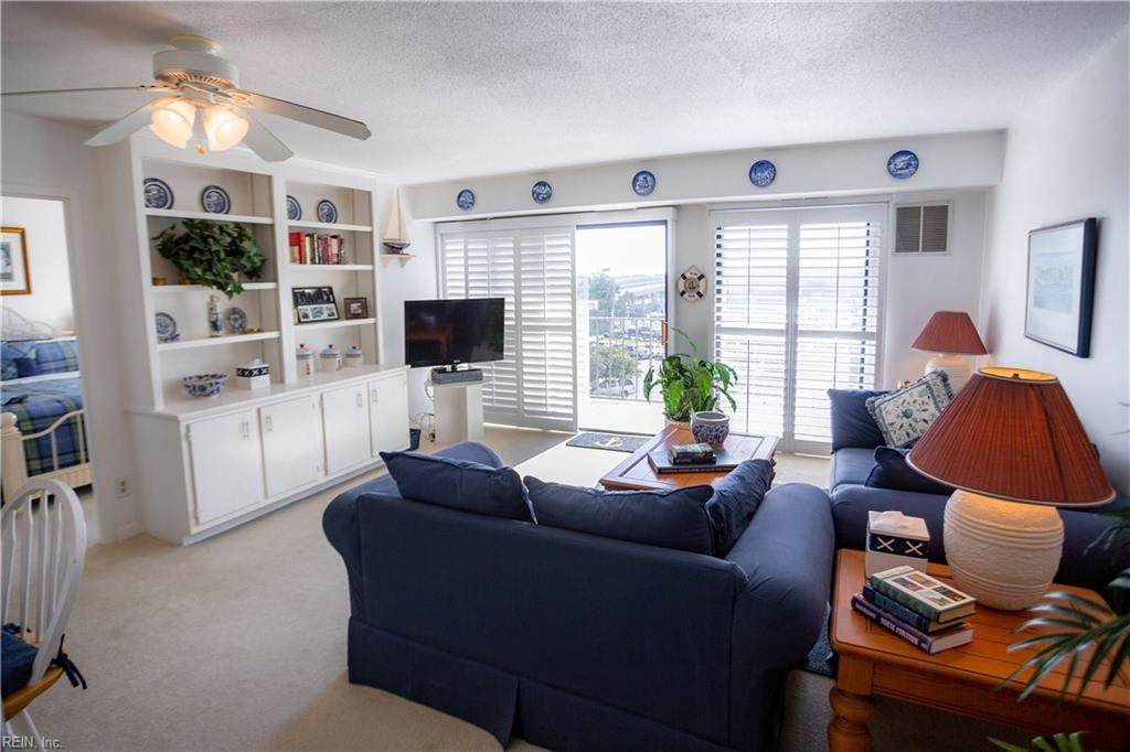 500 Pacific Ave - Photo 1