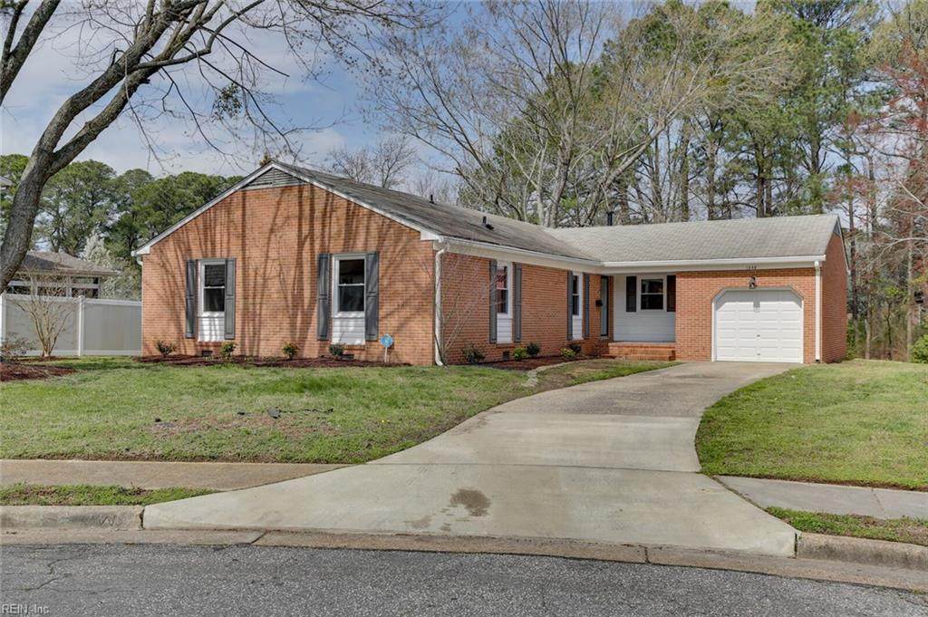 1359 Coral Pl - Photo 1