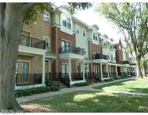 939 Bolling Ave - Photo 1