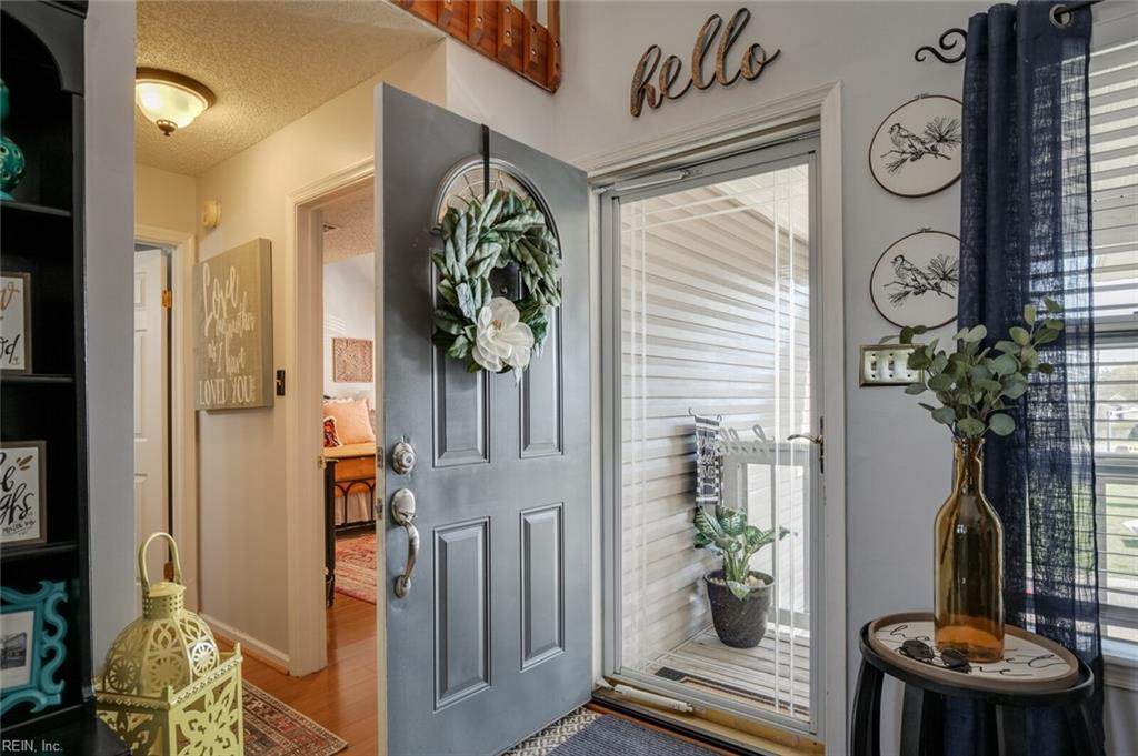 4165 Laurel Green Cir - Photo 1