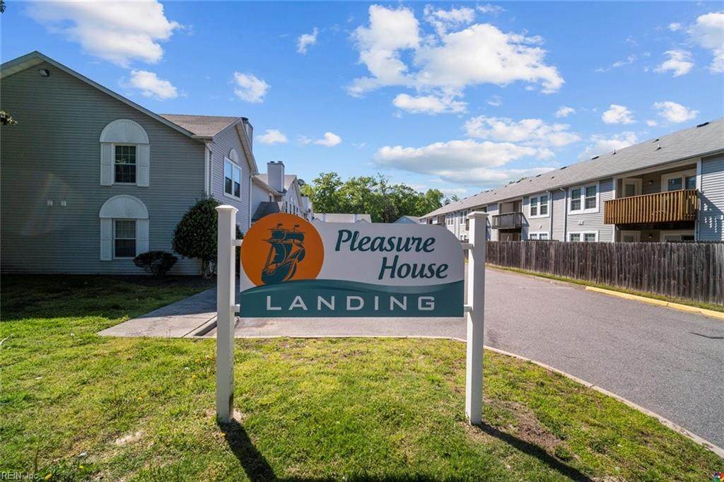4811 Beach Landing Ct - Photo 1